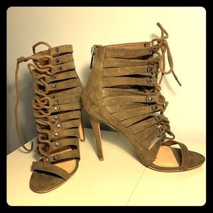 JustFab “Oceana” heals